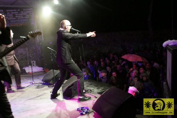 Blechreiz 15. This Is Ska Festiaval - Wasserburg Rosslau - 25. Juni 2011 (15).JPG
